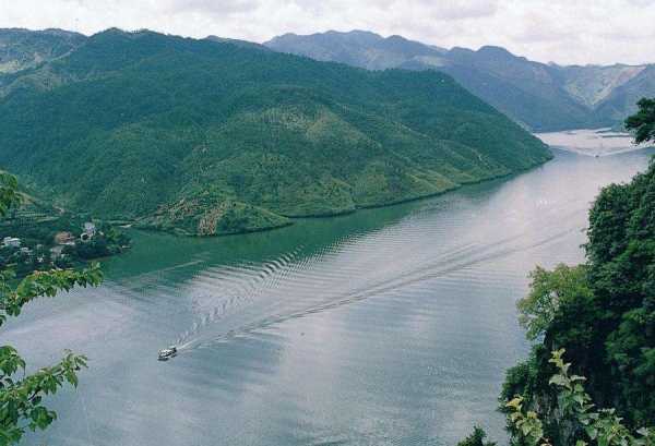 杭州旅游景點排名前十（杭州旅游攻略三日游）